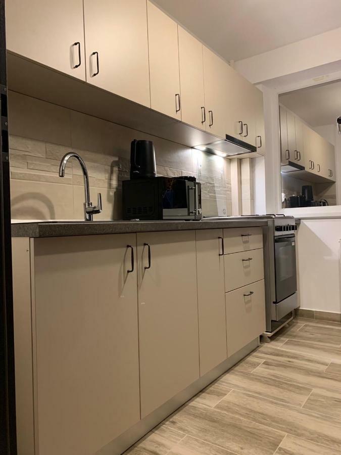 Apartament Cristina 부쿠레슈티 외부 사진